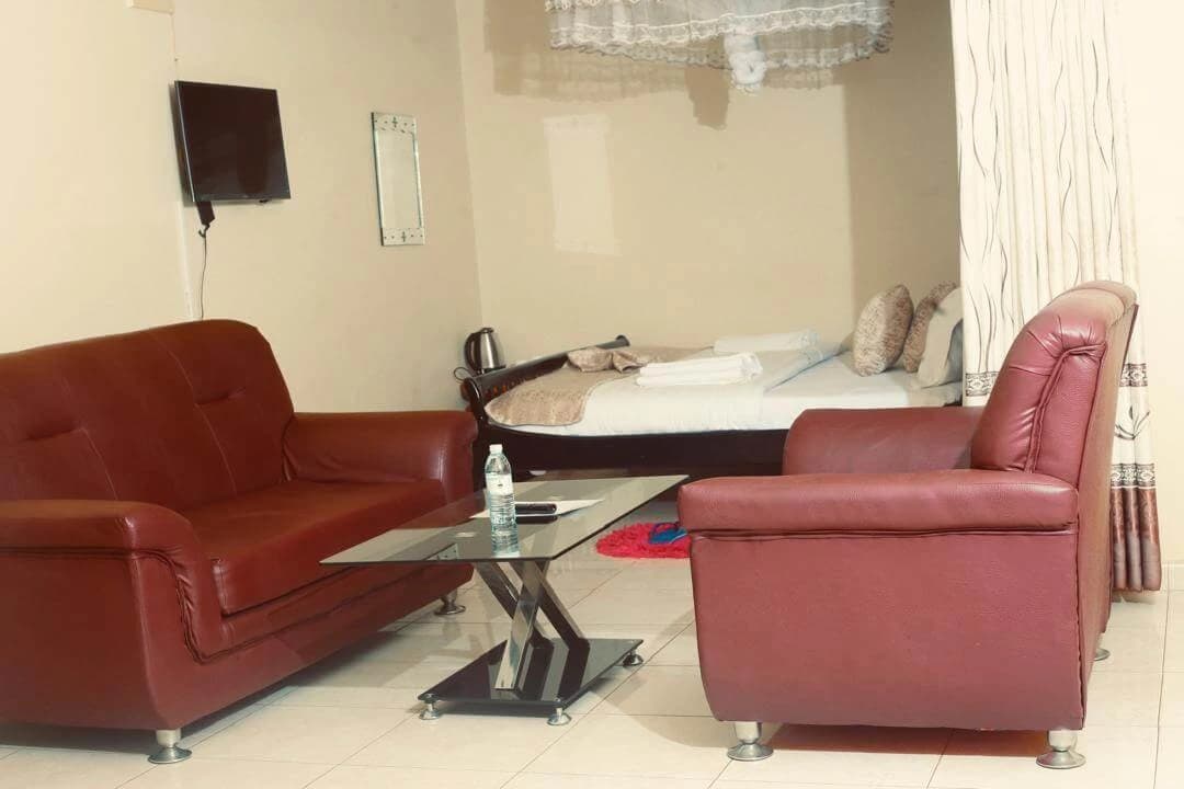 an image of Executive Suite